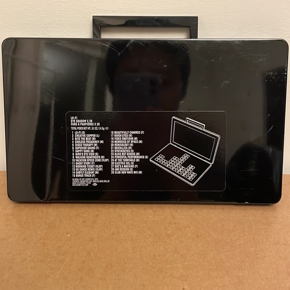 MAC Jeremy Scott eyeshadows - Picture 4 of 7